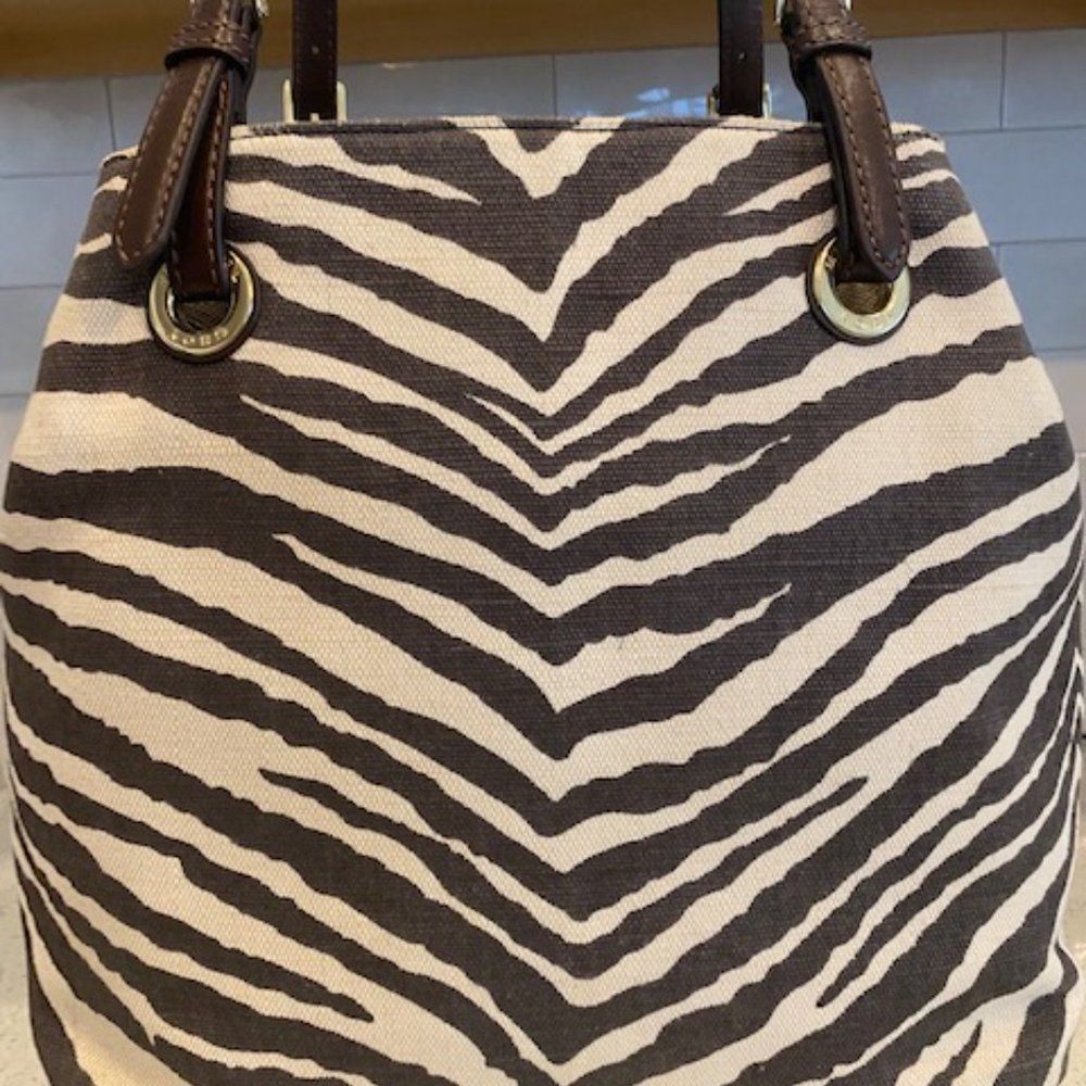 Michael Kors Canvas Stripe Tiger Animal Bag Tote - Picture 5 of 6